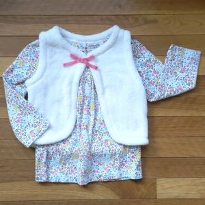 Floral top with faux fur vest